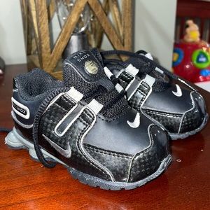 Nike 4c Shox black and silver.
